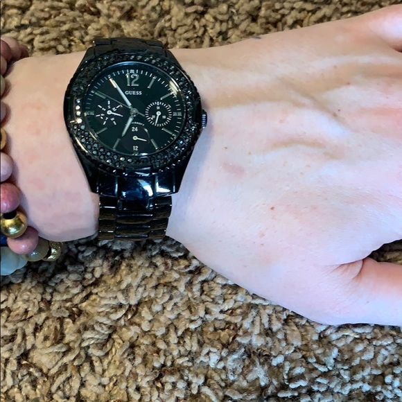 Guess Watch - Picture 4 of 4